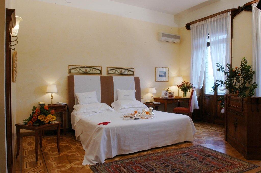 Hotel Laurin Salò Camera foto